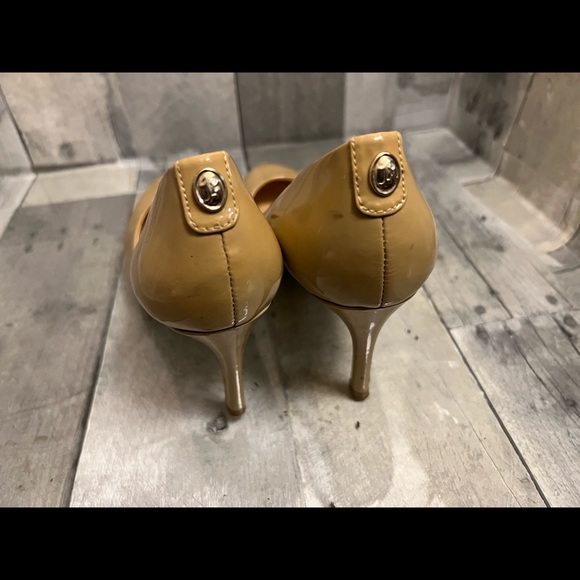 Ivanka trump heels pimps size 4.5m - Picture 9 of 10